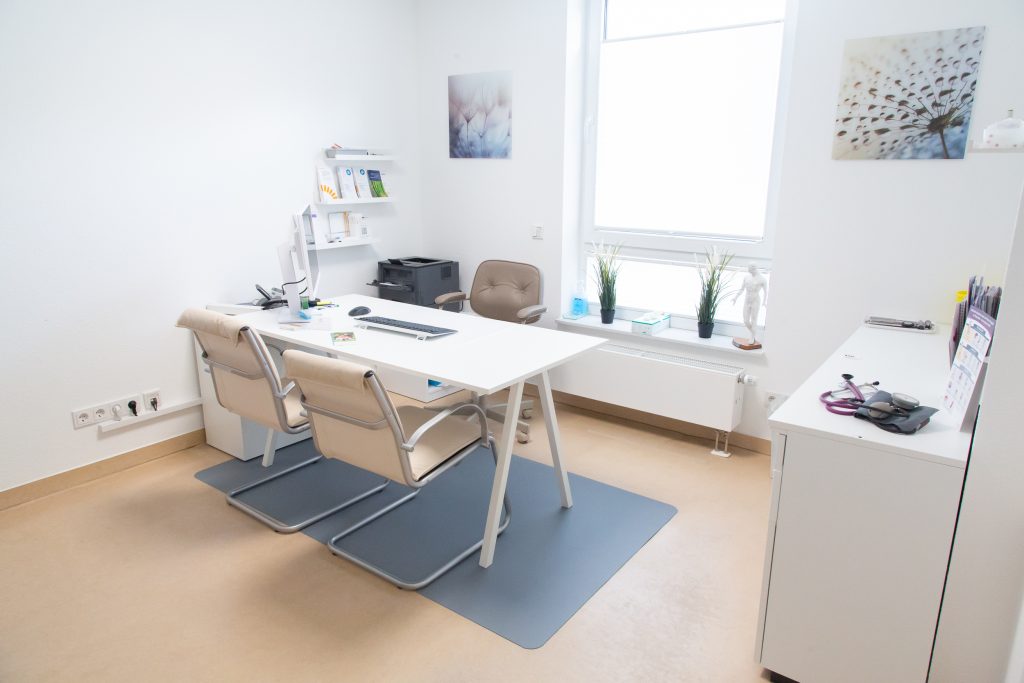 Sprechzimmer 4